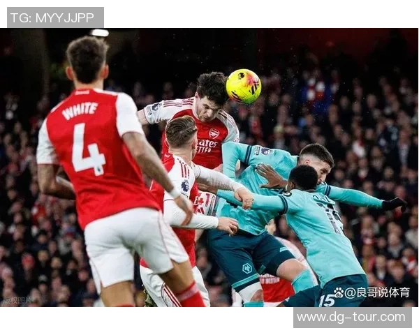 英超激战阿森纳逆转曼联补时绝杀引发全场狂欢与转会传闻热议