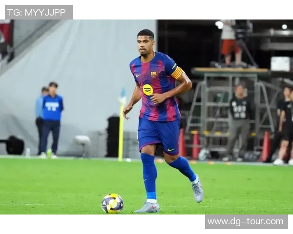 足总杯激战巴黎圣日耳曼轻取巴萨红牌事件引发全场热议与十大精彩进球回顾