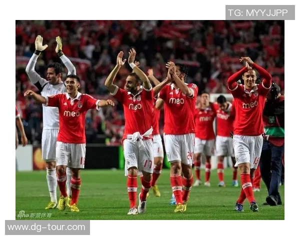 欧联杯精彩对决本菲卡大胜波尔图帽子戏法引爆全场战术解析