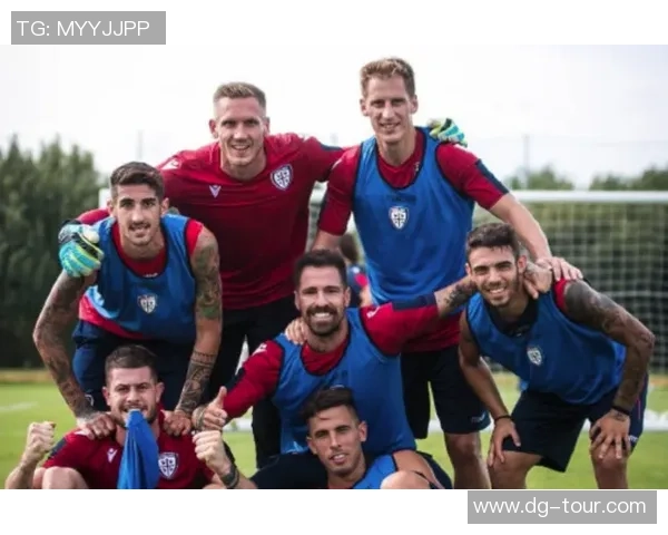 足总杯精彩对决AC米兰逆转那不勒斯乌龙球成比赛转折点分析